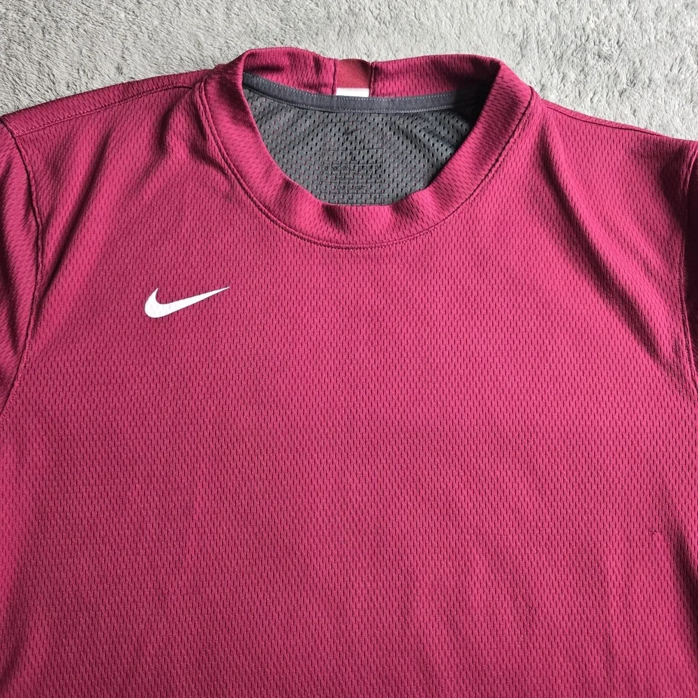 Nike Basketball Shirt Womens Large Burgundy Long Sleeve Training Mesh Jersey